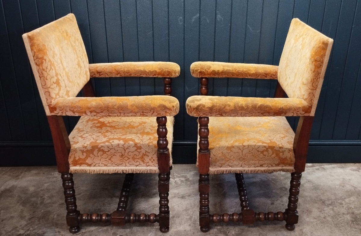 Pair of Italian Bobbin Turned Style Open Armchairs (2).jpg